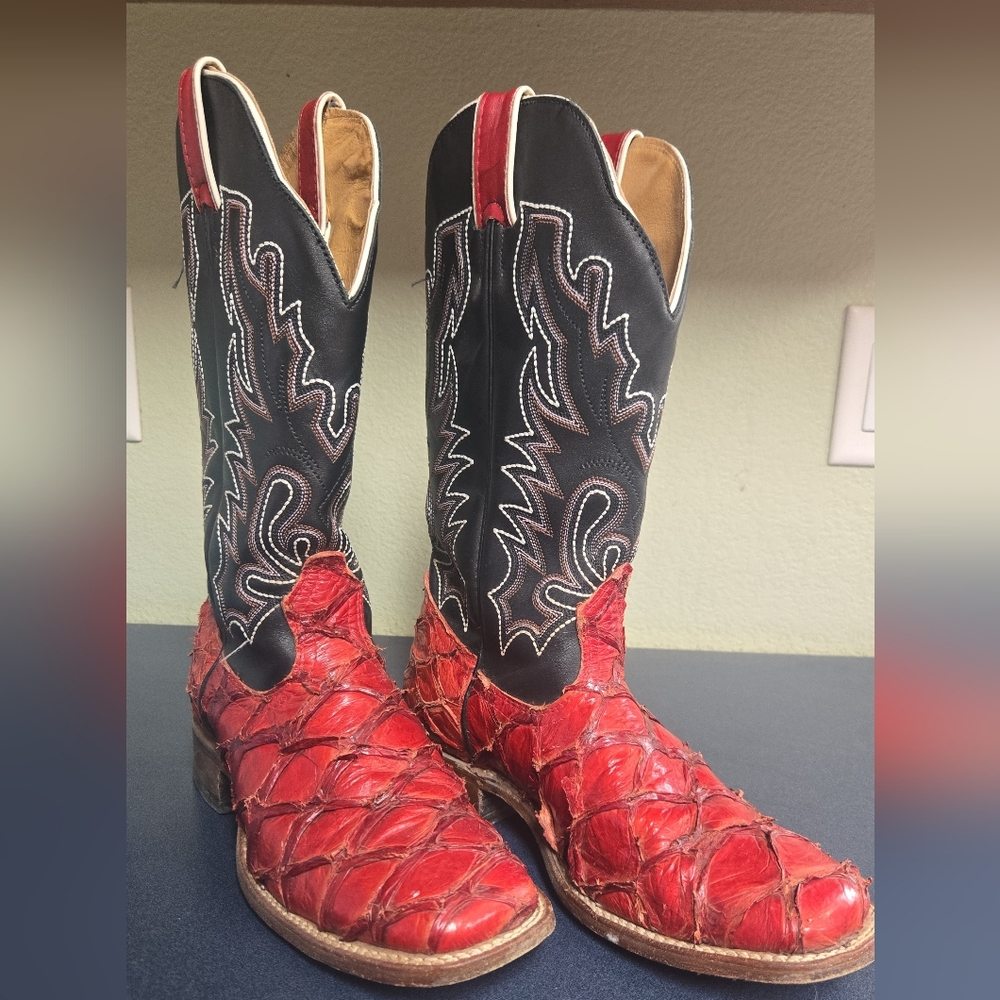 Womens Boulet Square Toe Boots - Red Pirarucu (Fish) With Black Tops Size 7.5 C